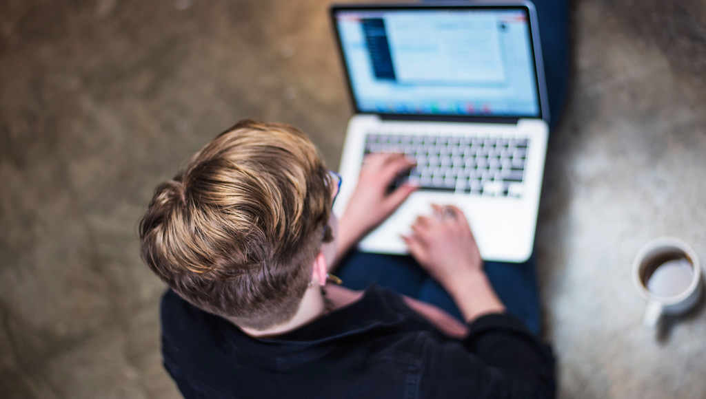 Okazuje się, że pierwszy laptop można kupić dziecku, gdy ma ono nawet dwa latka